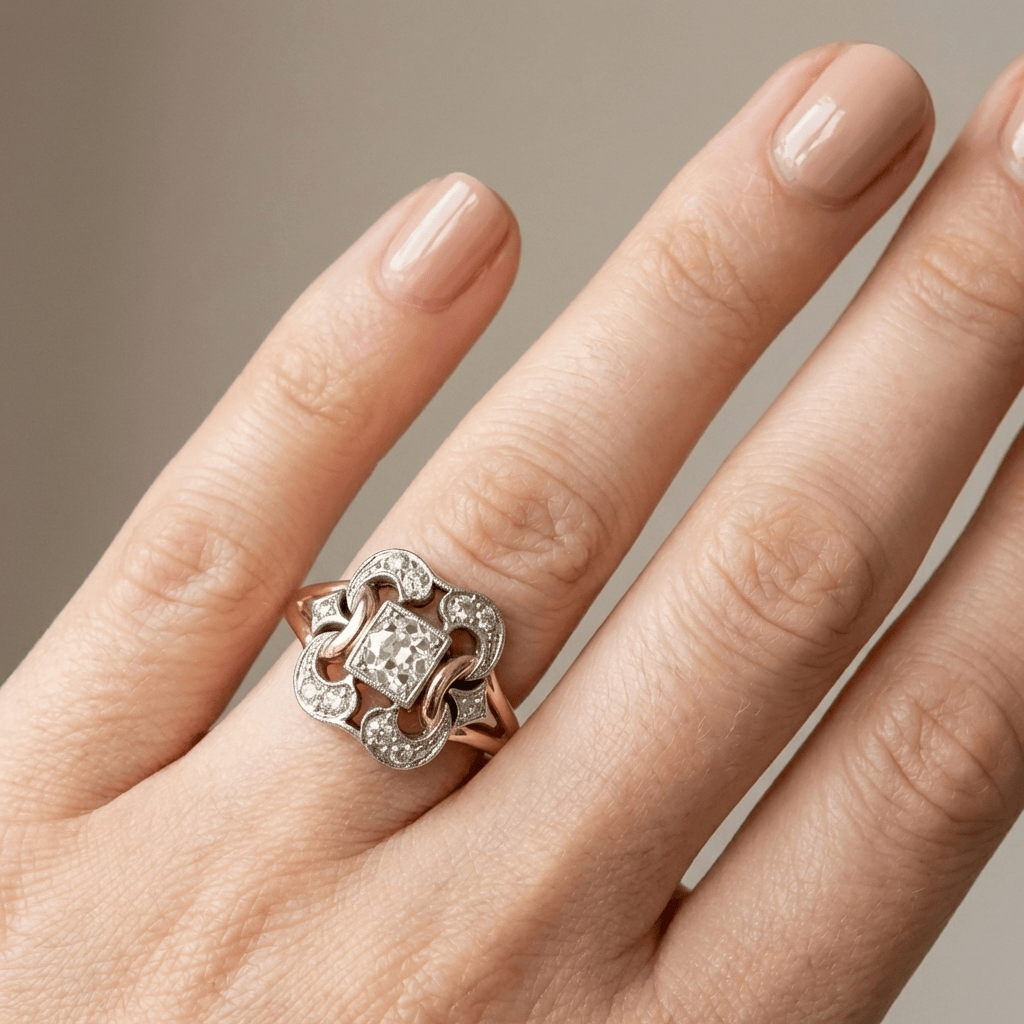 INELE RETRO SCULPTURAL DIN DIAMANT