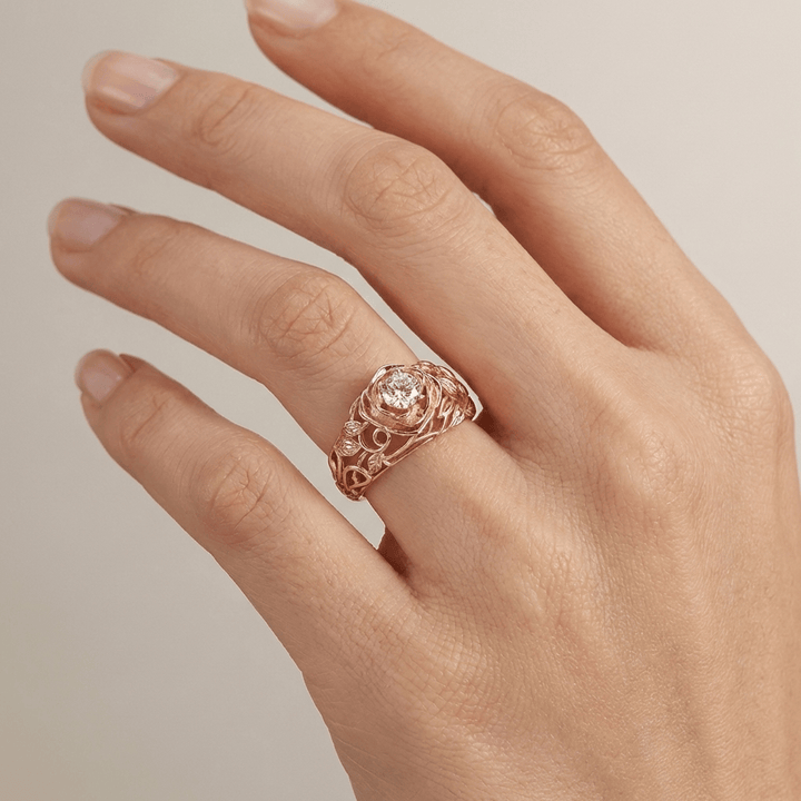 INELE DE ZIRCONIE ROSE CIUPERTAT VINTAGE