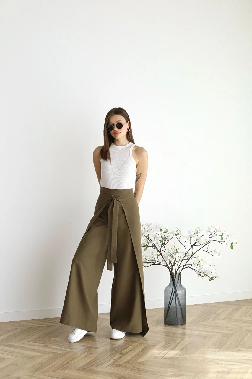 ARIANE – PANTALONI DIN IN CU PICIORI LARGI PENTRU FEMEI