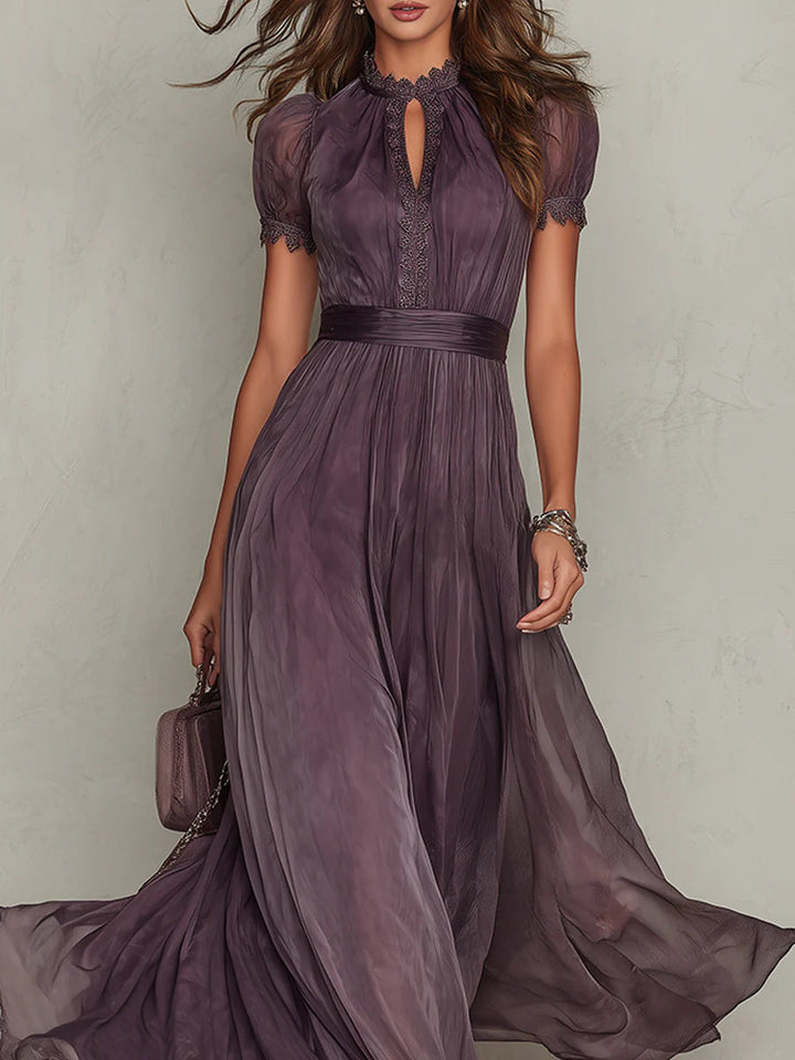 Flavia - Rochie lungă violet cu decolteu în formă de cheie, margine din dantelă de chiffon