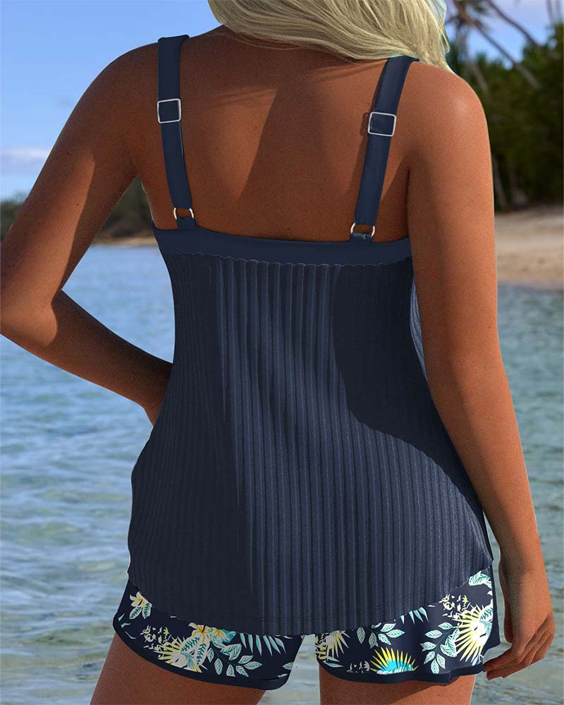 Bloom | Tankini cu dungi și pantaloni de plajă din două piese