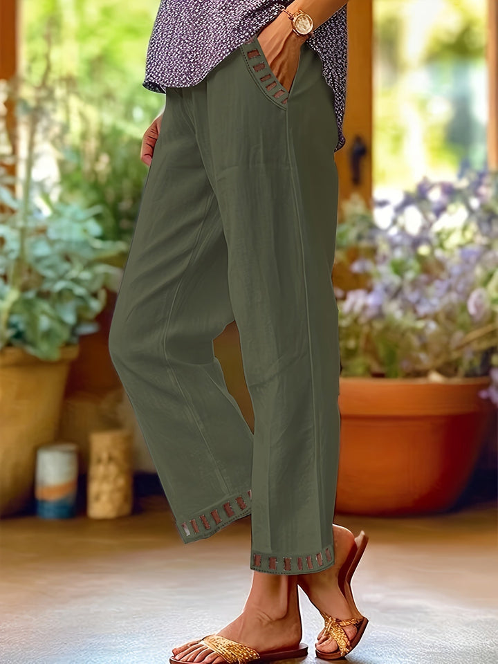 Wren – Pantaloni Cropped Relax cu Detalii în Contrast