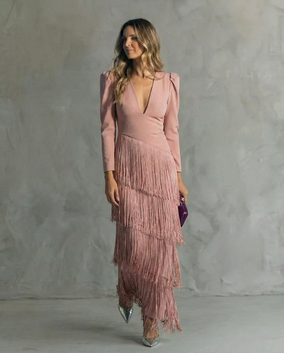 Chiara - Rochie elegantă cu mâneci cu franjuri