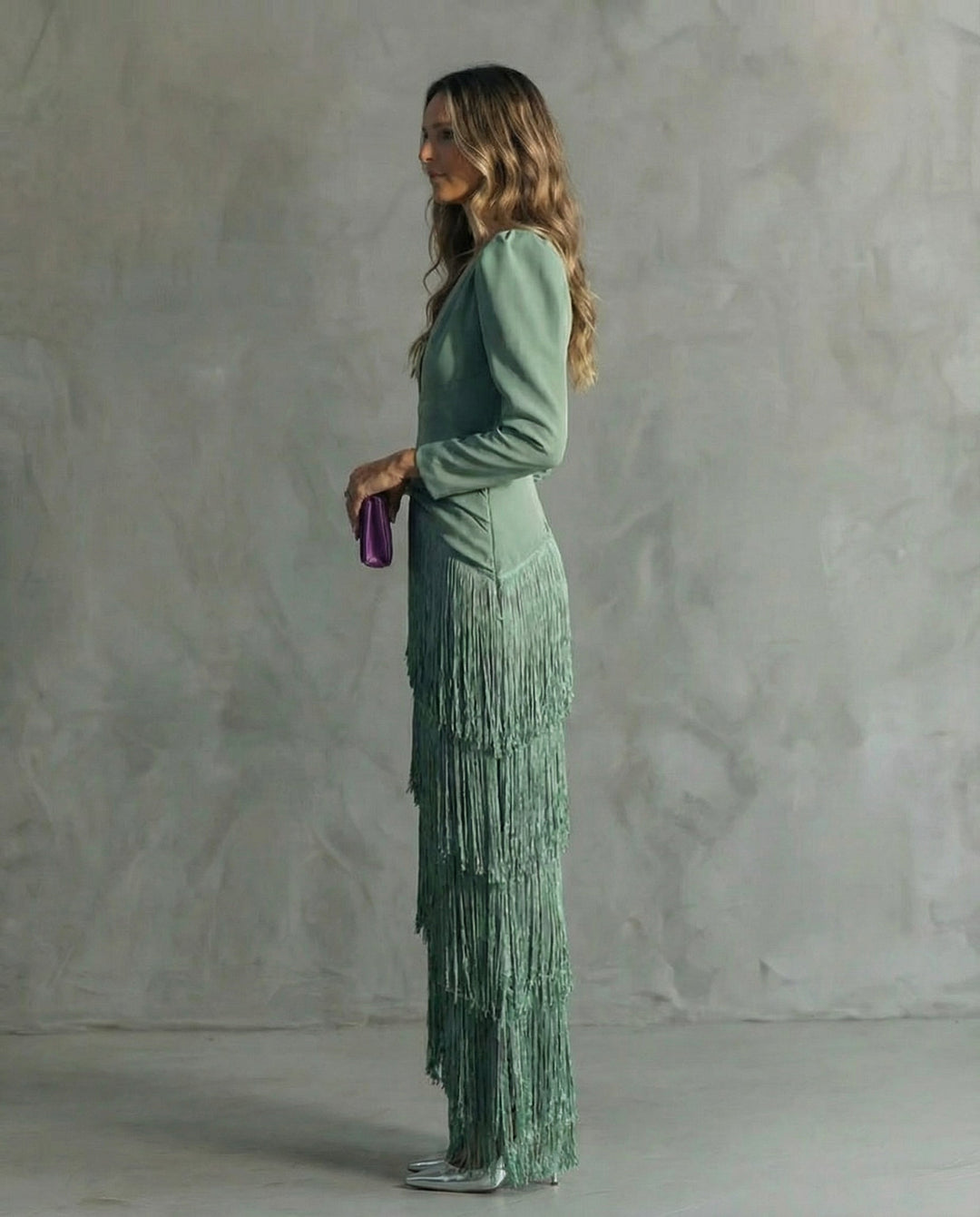 Chiara - Rochie elegantă cu mâneci cu franjuri
