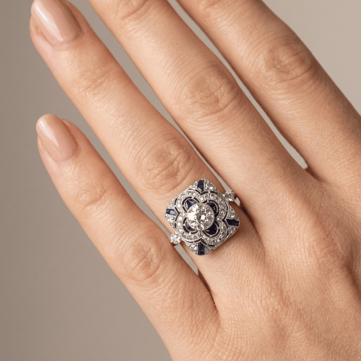 RING VINTAGE DIN DIAMANT ARGINTIU CU SAFIR