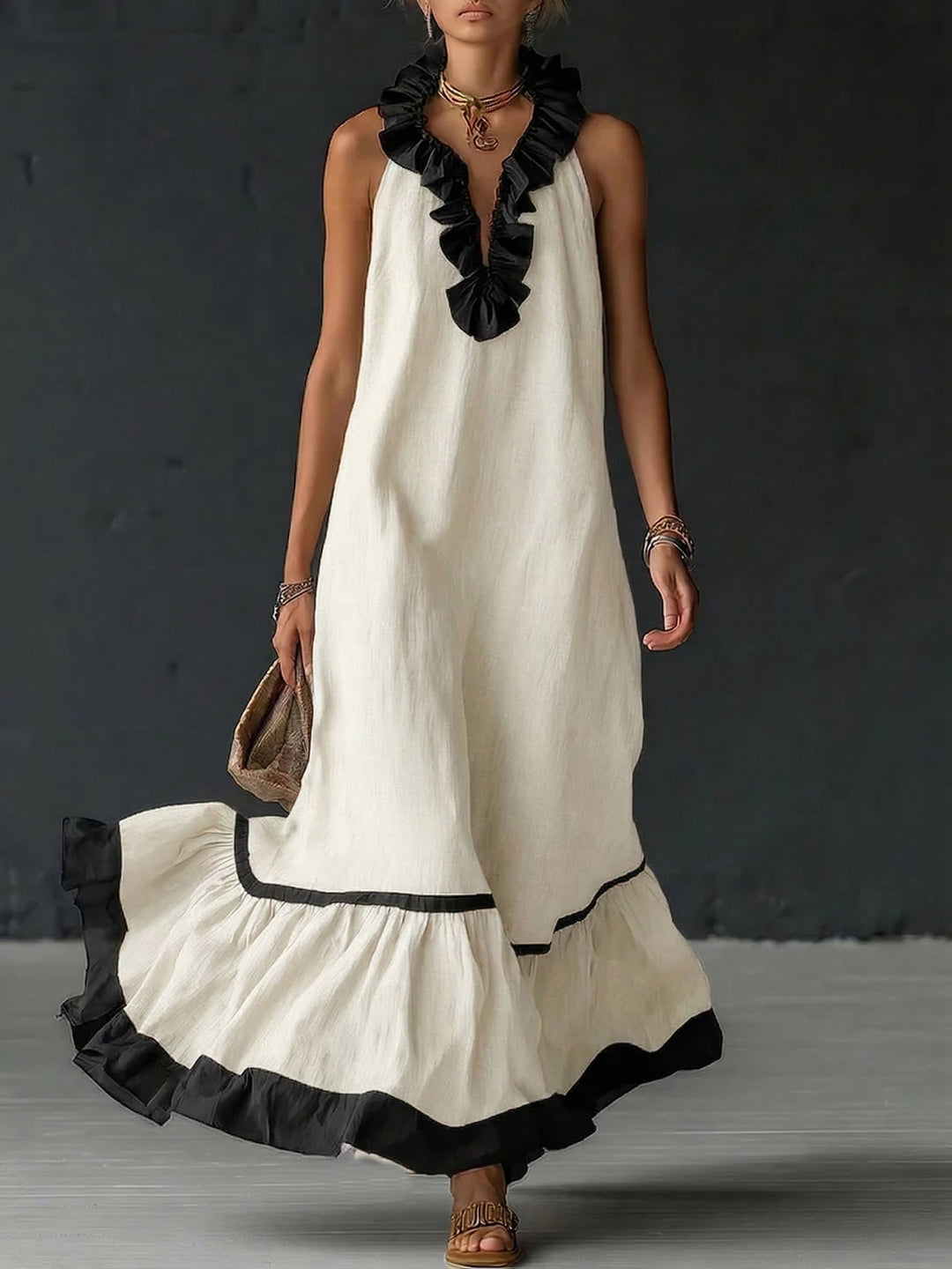 Rochie maxi elegantă și romantică cu volane și blocuri de culoare